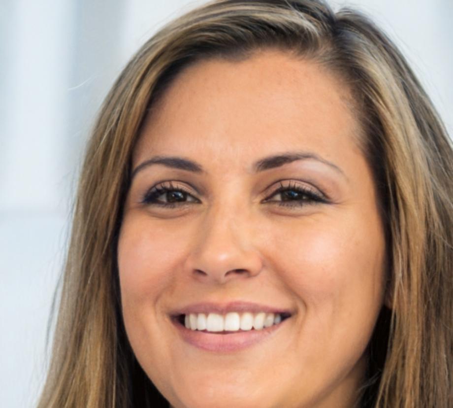 Siobhan Flaherty reviewing student work